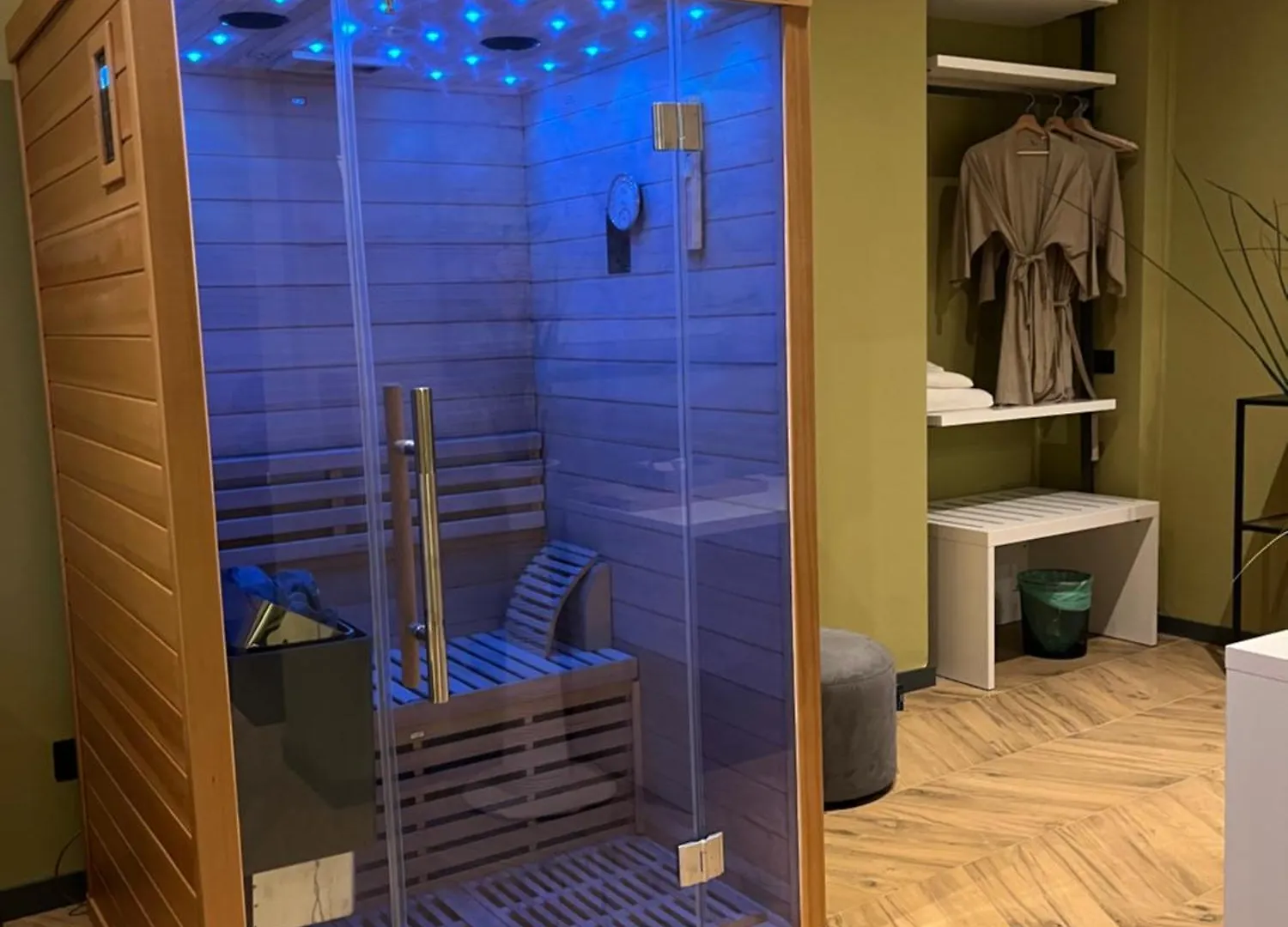 Apartamento George'S Suite&Spa With Parking Como