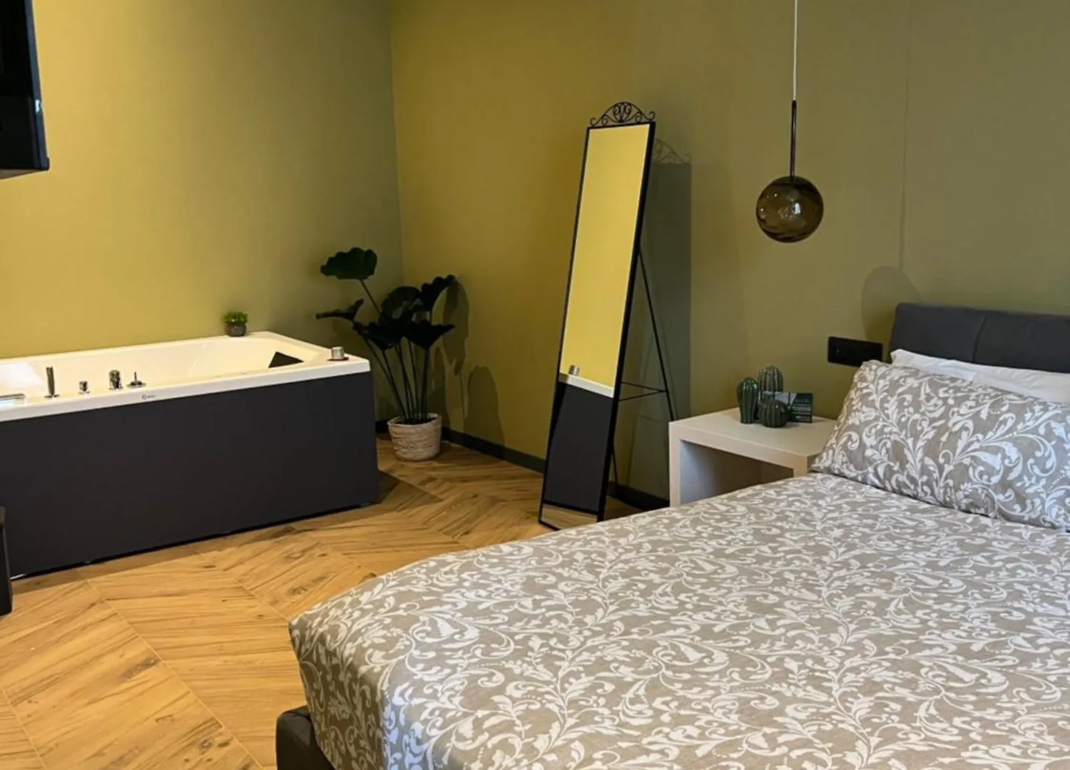 Apartment George'S Suite&Spa With Parking Como Italy