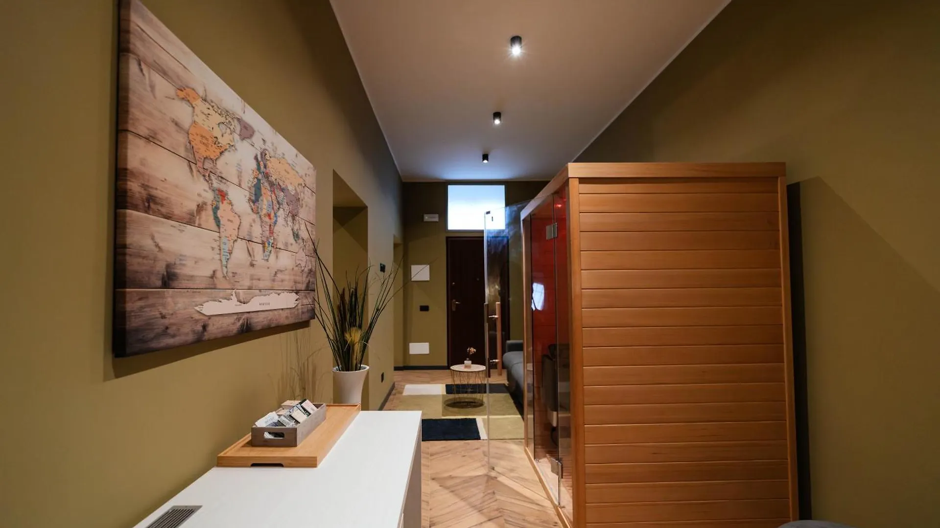 George'S Suite&Spa With Parking Como 0*,  Italy